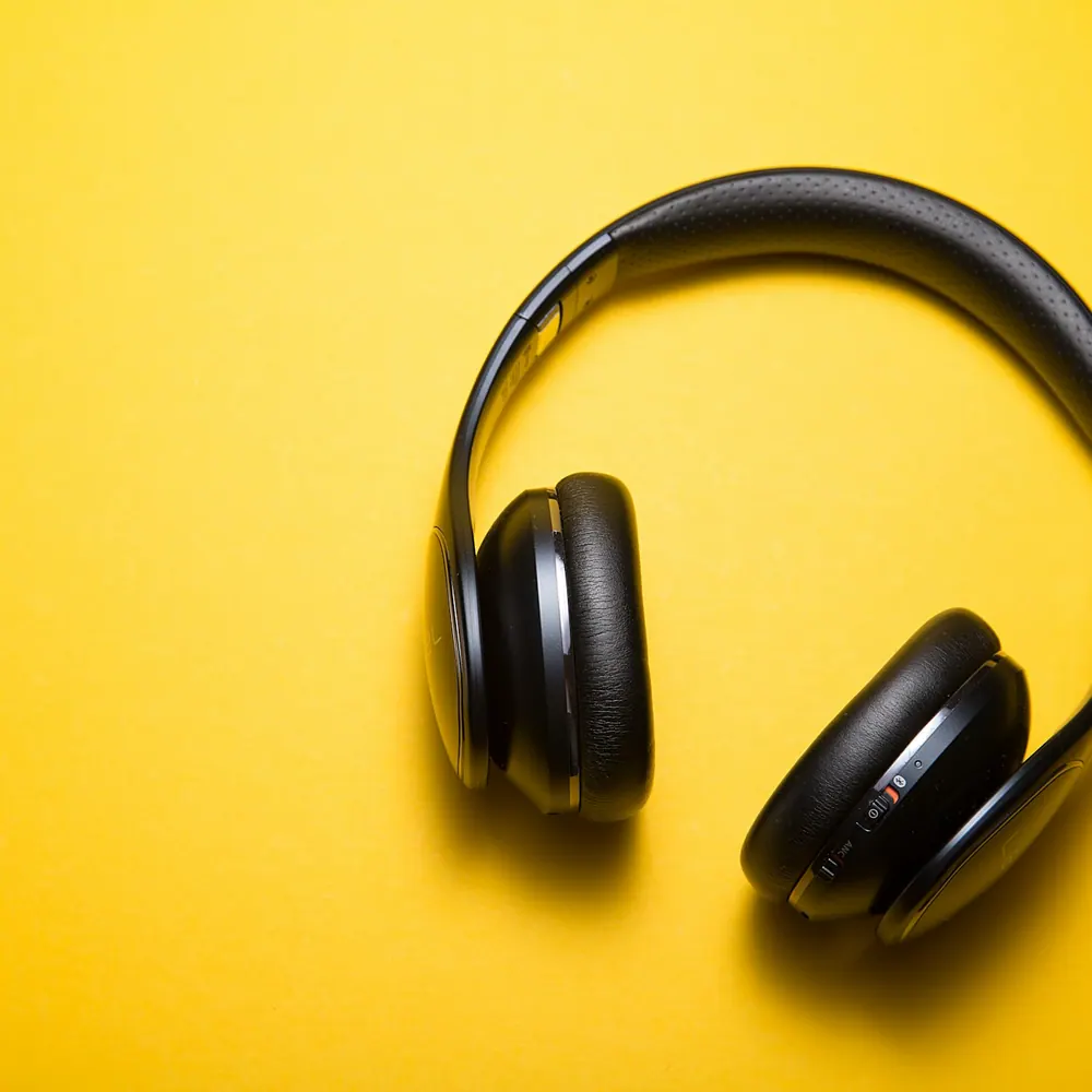 Aurora Halo Pro over-ear noise-cancelling headphones in midnight black